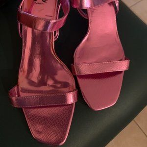 NEW Hot Pink Fuschia Metallic Sandal Heels - Sz 9M